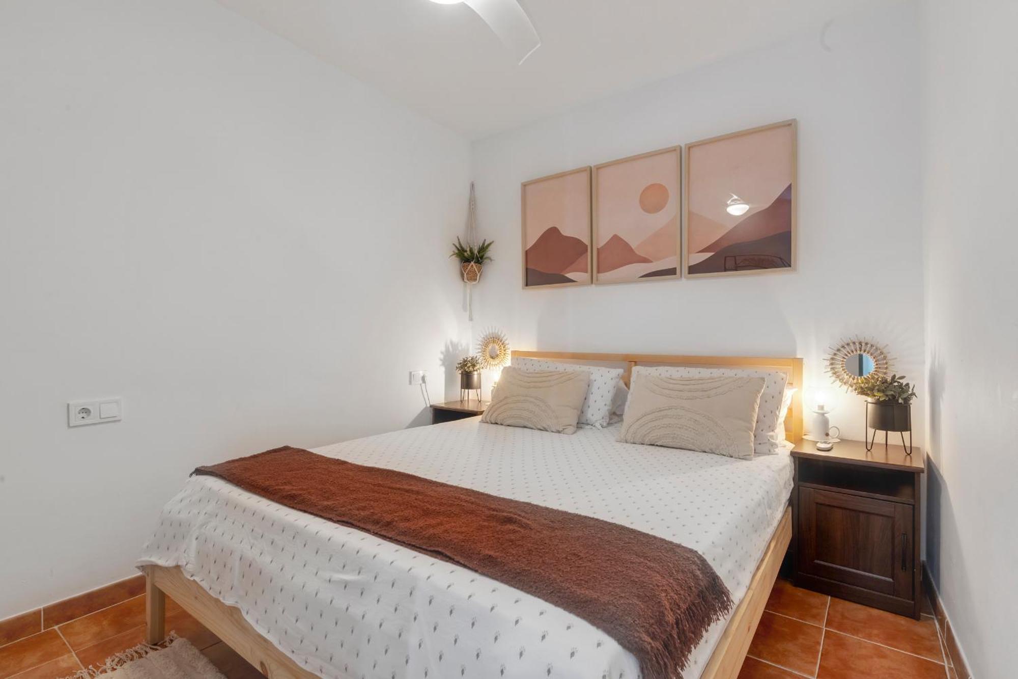 Casa De La Montana Apartments Sayalonga Luaran gambar