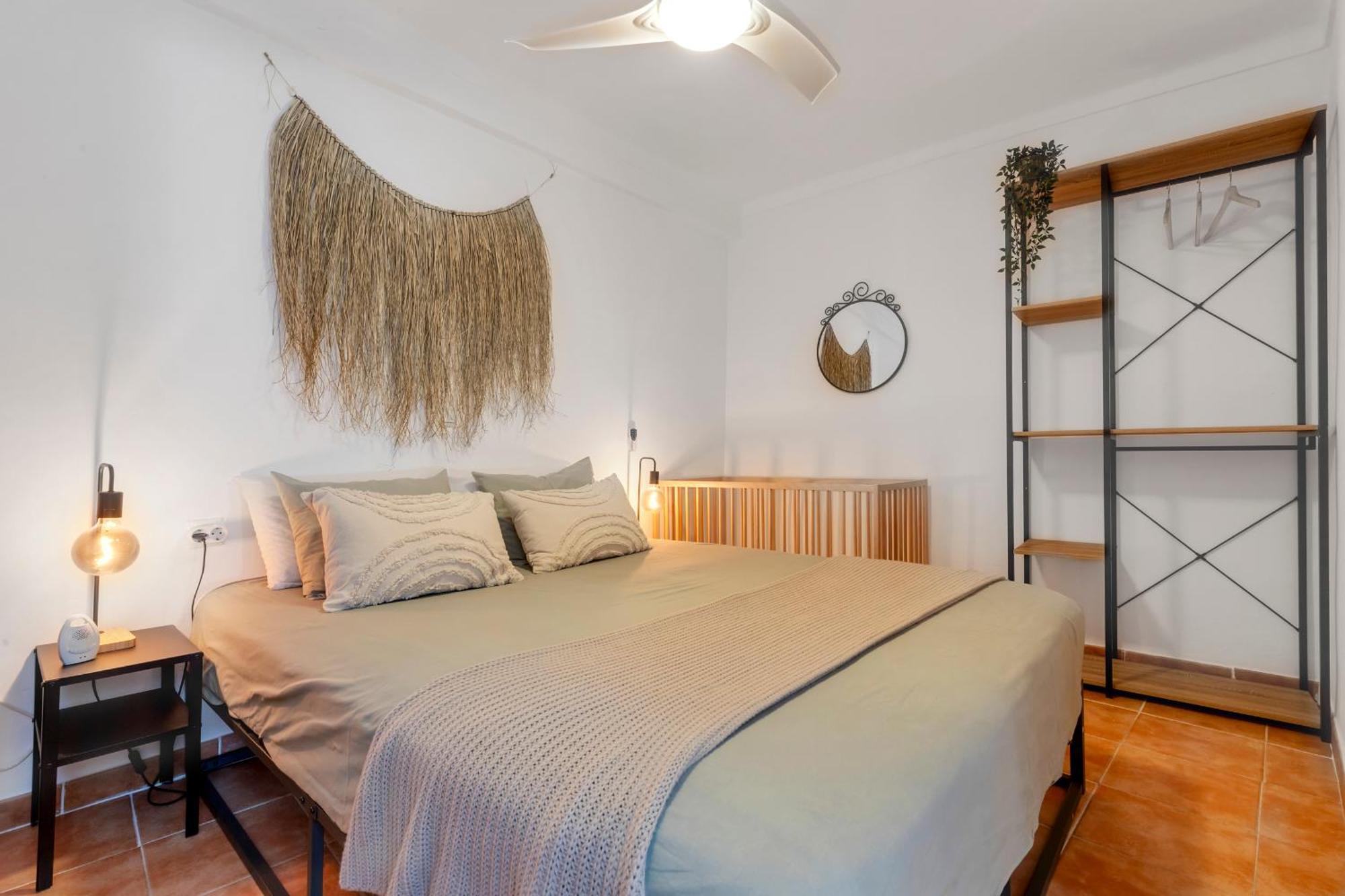 Casa De La Montana Apartments Sayalonga Luaran gambar