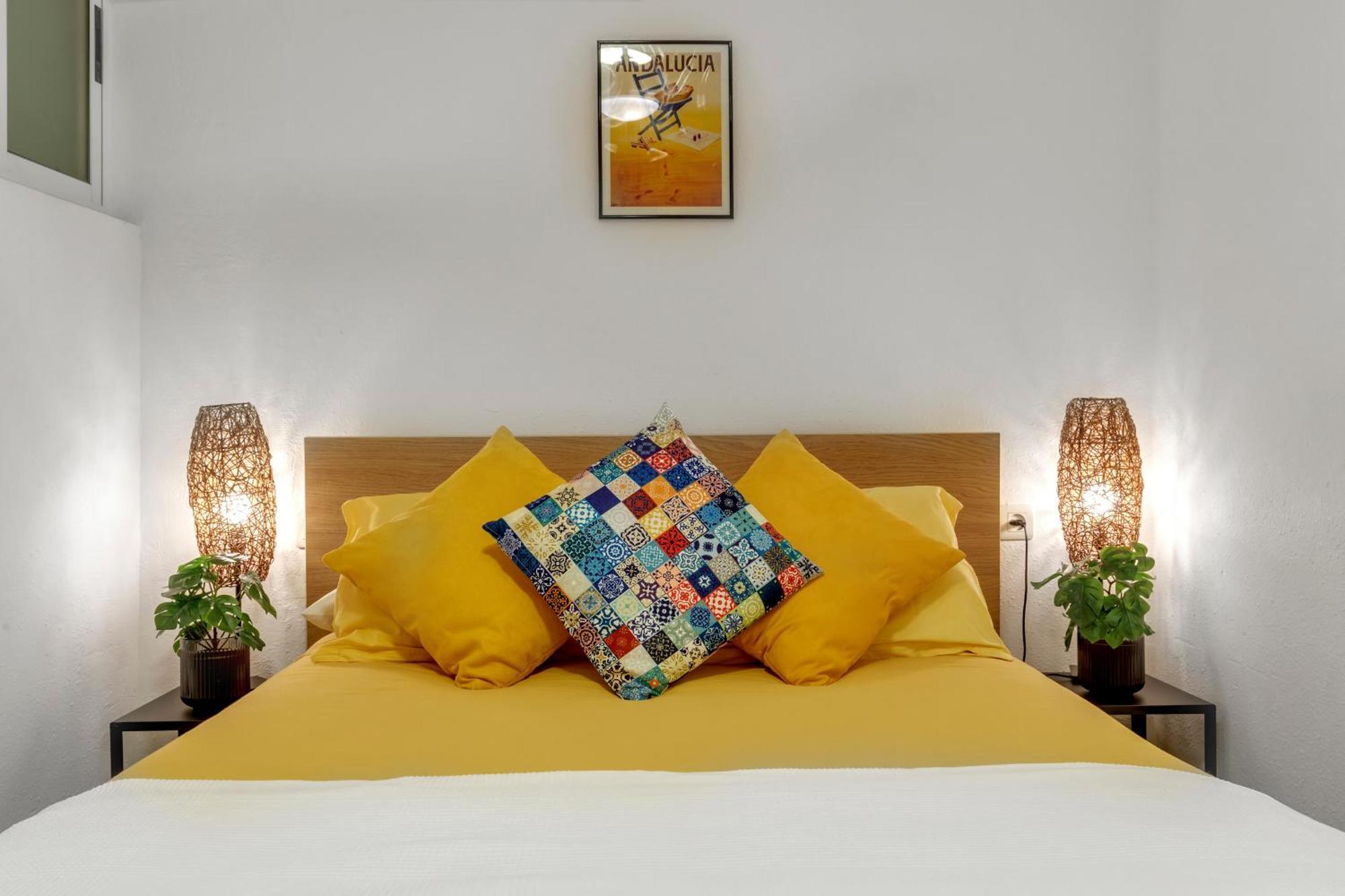 Casa De La Montana Apartments Sayalonga Luaran gambar